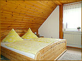 Schlafzimmer 1 in der Fewo in Balm