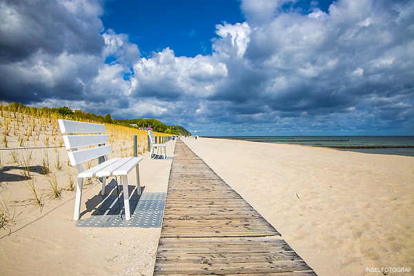 Behindertengerecht ist auch ein Teilabschnitts am Strand von Kölpinsee