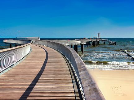 Die Seebrücke in Koserow auf Usedom. Unsere Rubrik mit Ferienwohnungen in den Bernsteinbädern.