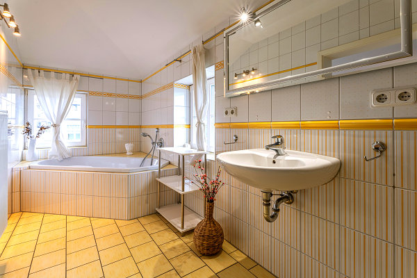 Ferienwohnung Kajte fr 2 Personen mit Kamin und Balkon auf der Insel Usedom in Heringsdorf. Nur 100 m vom Strand entfernt fr Ihren Ostseeurlaub auf Usedom.
