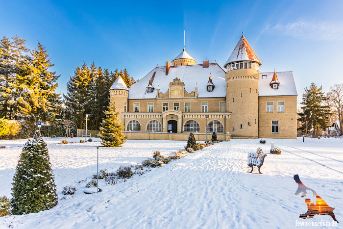 Winter-Schhloss-Stolpe